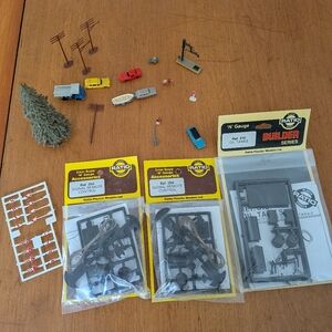 N Scale Vintage Model Railway Accessories